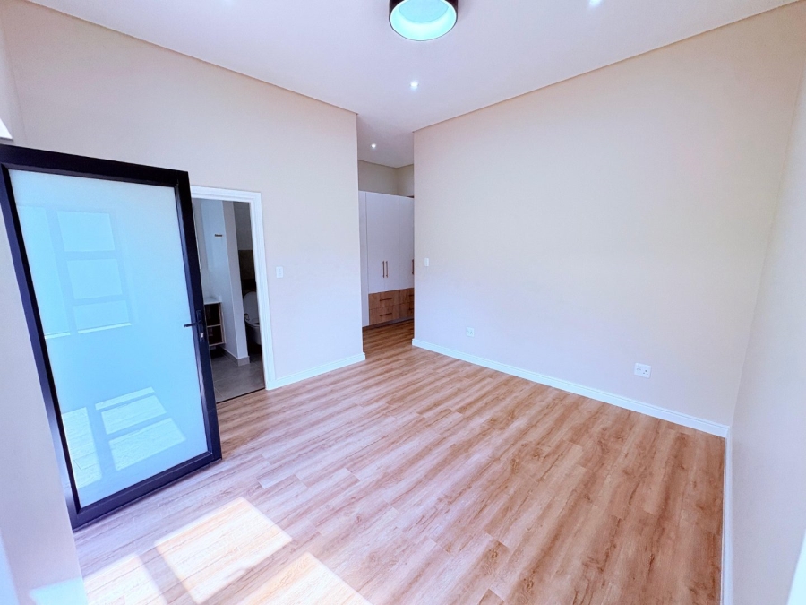 3 Bedroom Property for Sale in Hartenbos Heuwels Western Cape